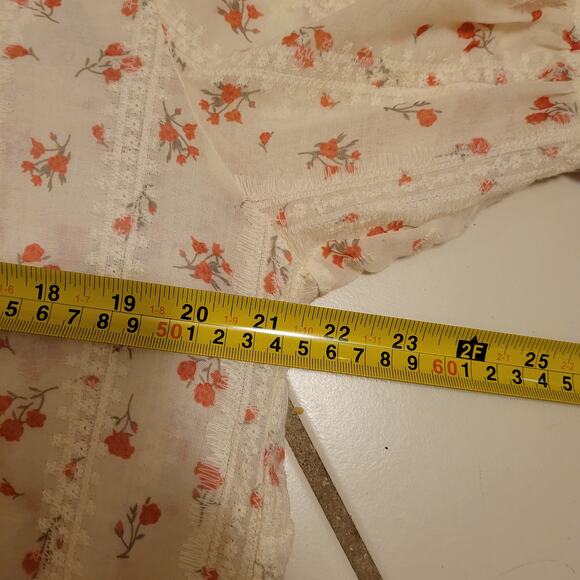 Floral Print Ruffle Trim Embroidered Button Front Blouse Ivory Womens Size 4-6 - Picture 6 of 8